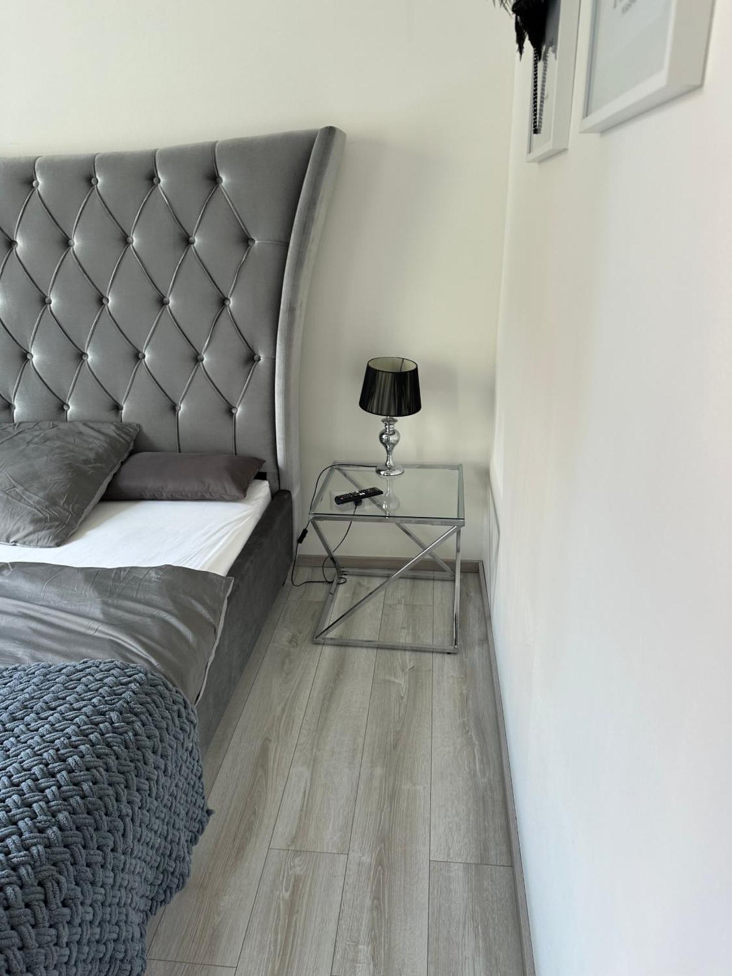 Majestic Old Town Apartments Bratislava Exterior foto